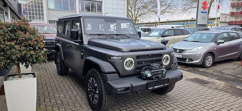 Neu BAW 212 166 PS (122 kW) 2026 Grau SUV