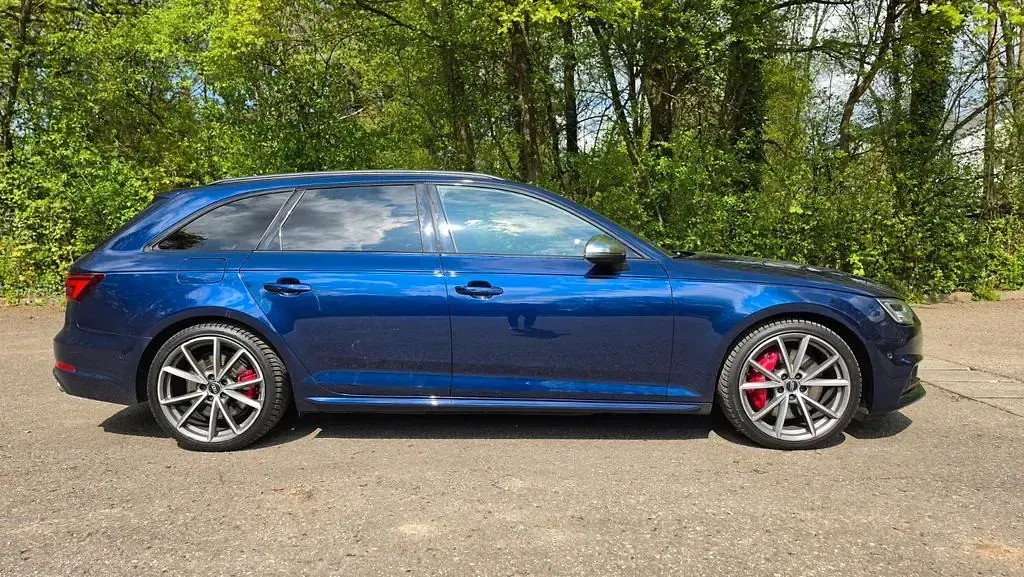 Gebraucht Audi S4 Sport 354 PS (260 kW) 2017 Blau Limousine