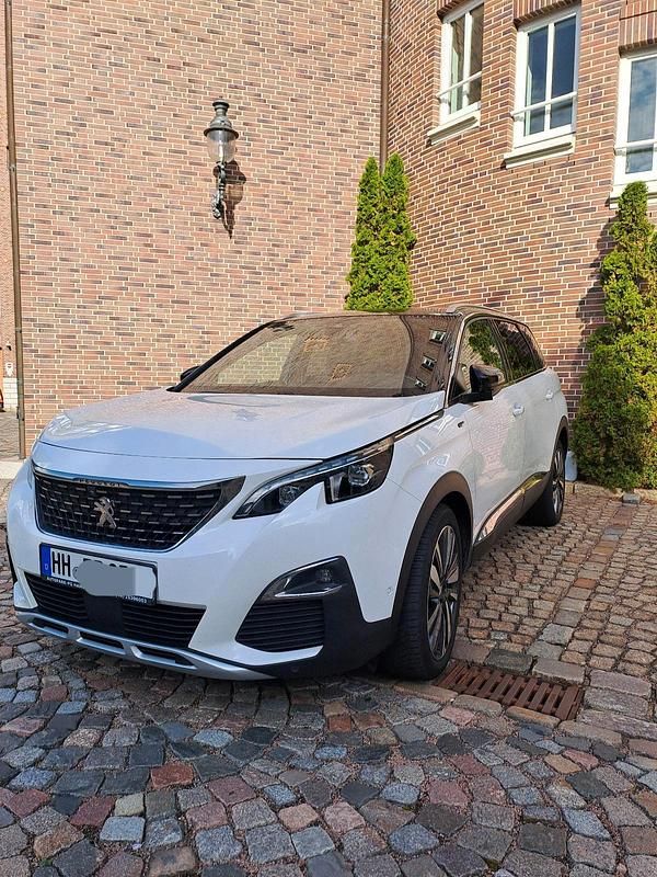 Weiß Gebraucht 2020 Peugeot 5008 GT Van / Kleinbus | 22.000 € - Bild 1/4