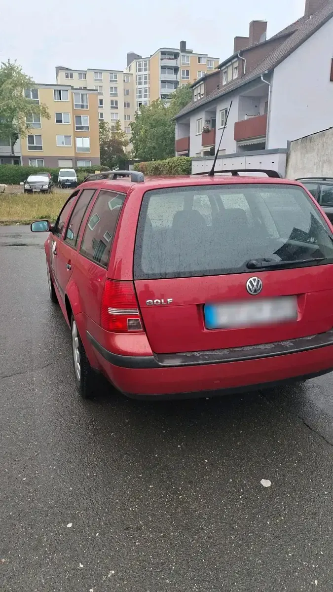 Gebraucht VW Golf IV 75 PS (55 kW) 2005 Rot Limousine