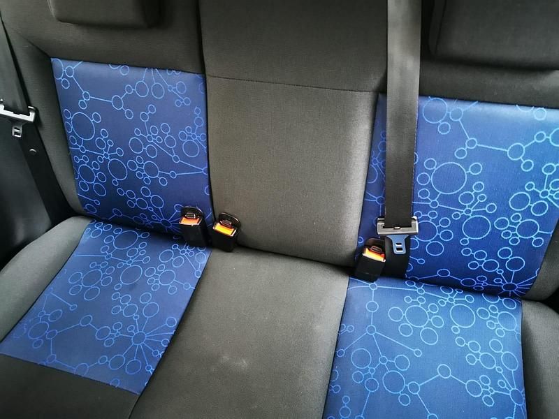 Gebraucht Ford Fiesta Style 67 PS (49 kW) 2007 Silber Kleinwagen