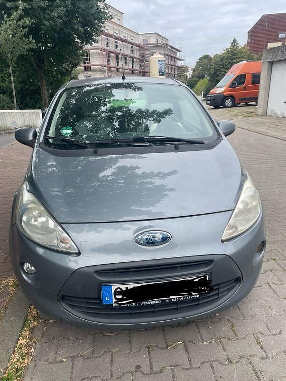 Grau Gebraucht 2010 Ford Ka Titanium Kleinwagen | 2.200 € (Guter Preis) - Bild 1/4