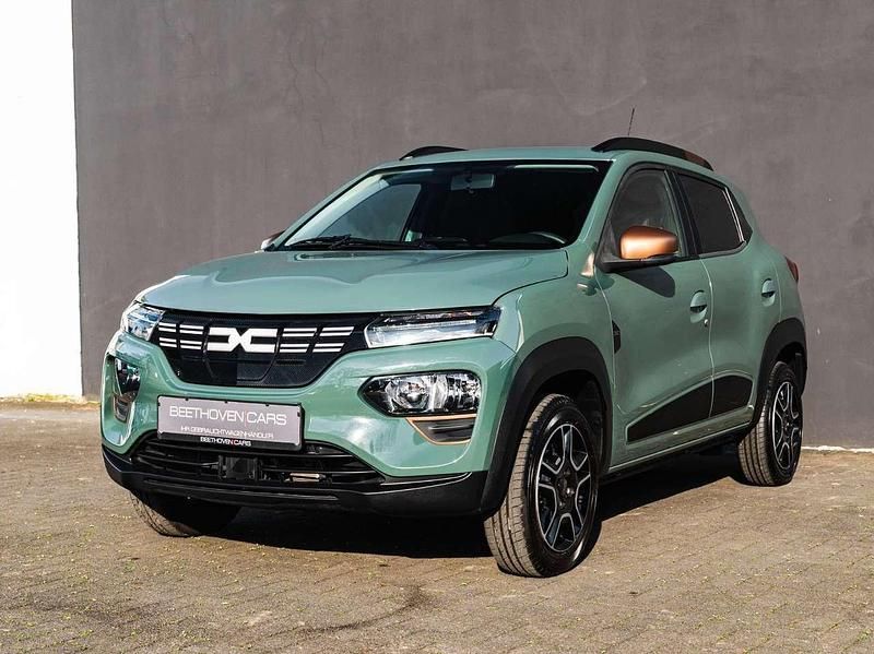 Gebraucht Dacia Spring Extreme 47 kW (65 PS) 2023 Oliv grau Kleinwagen