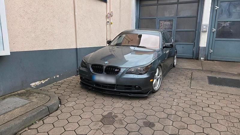 Gebraucht BMW 520 170 PS (125 kW) 2003 Grau Limousine
