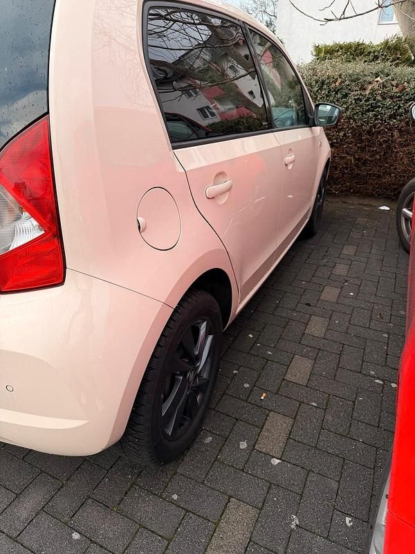 Gebraucht Seat Mii CONNECT 74 PS (54 kW) 2016 Beige Kleinwagen