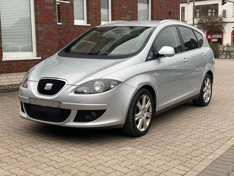 Gebraucht Seat Altea XL 140 PS (102 kW) 2008 Grau Van / Kleinbus