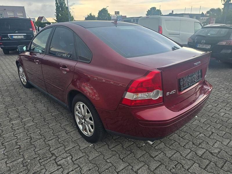 Gebraucht Volvo S40 220 PS (161 kW) 2005 Rot Limousine
