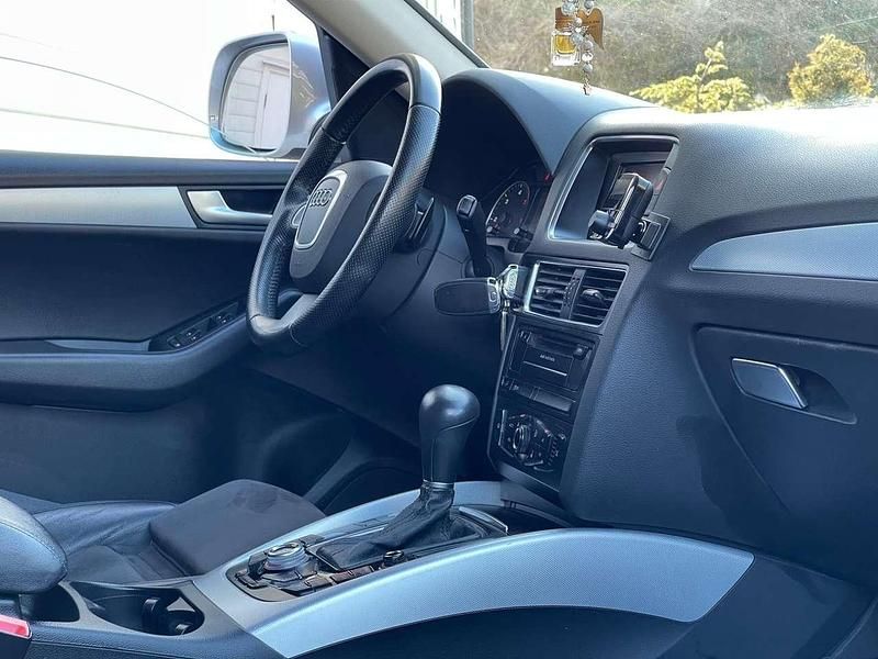 Gebraucht Audi Q5 177 PS (130 kW) 2012 Silber SUV