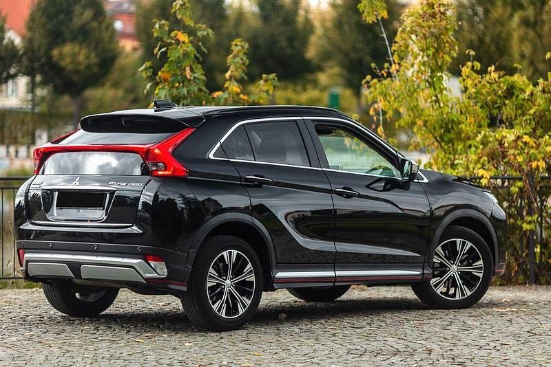 Gebraucht Mitsubishi Eclipse Cross Edition 163 PS (119 kW) 2018 Schwarz SUV