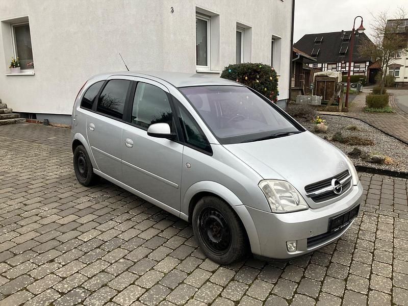 Gebraucht Opel Meriva 101 PS (74 kW) 2005 Silber Van / Kleinbus