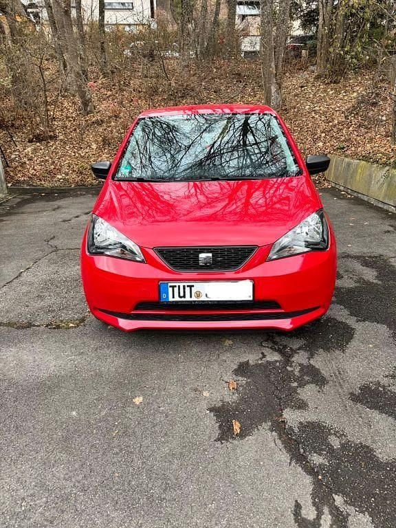 Usado Seat Mii Reference 75 HP (55 kW) 2013 Vermelho Citadino