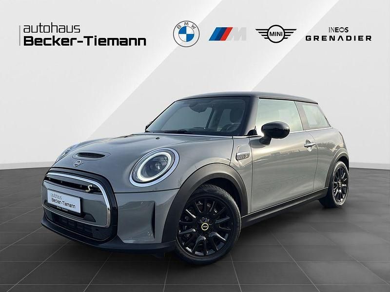 Moonwalk grey Gebraucht 2021 Mini Cooper SE Kleinwagen | 15.982 € (Guter Preis) - Bild 1/4