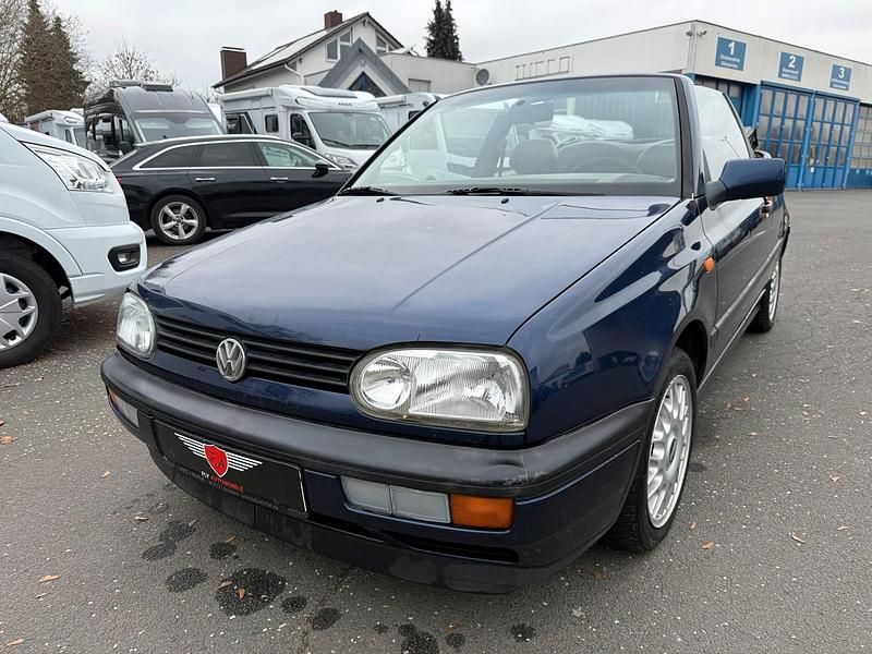 Gebraucht VW Golf Cabriolet 90 PS (66 kW) 1997 Blau Cabrio