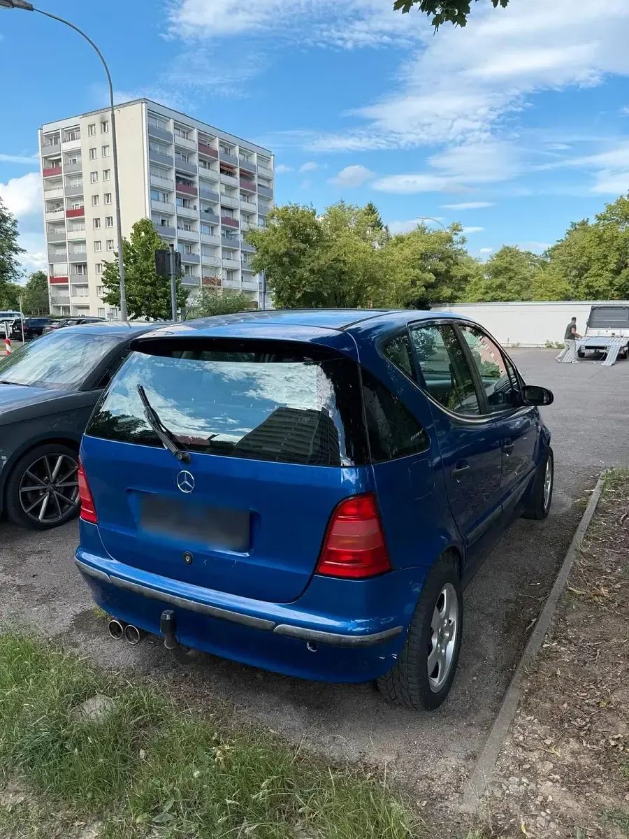 Gebraucht Mercedes A160 102 PS (75 kW) 2000 Blau Kleinwagen