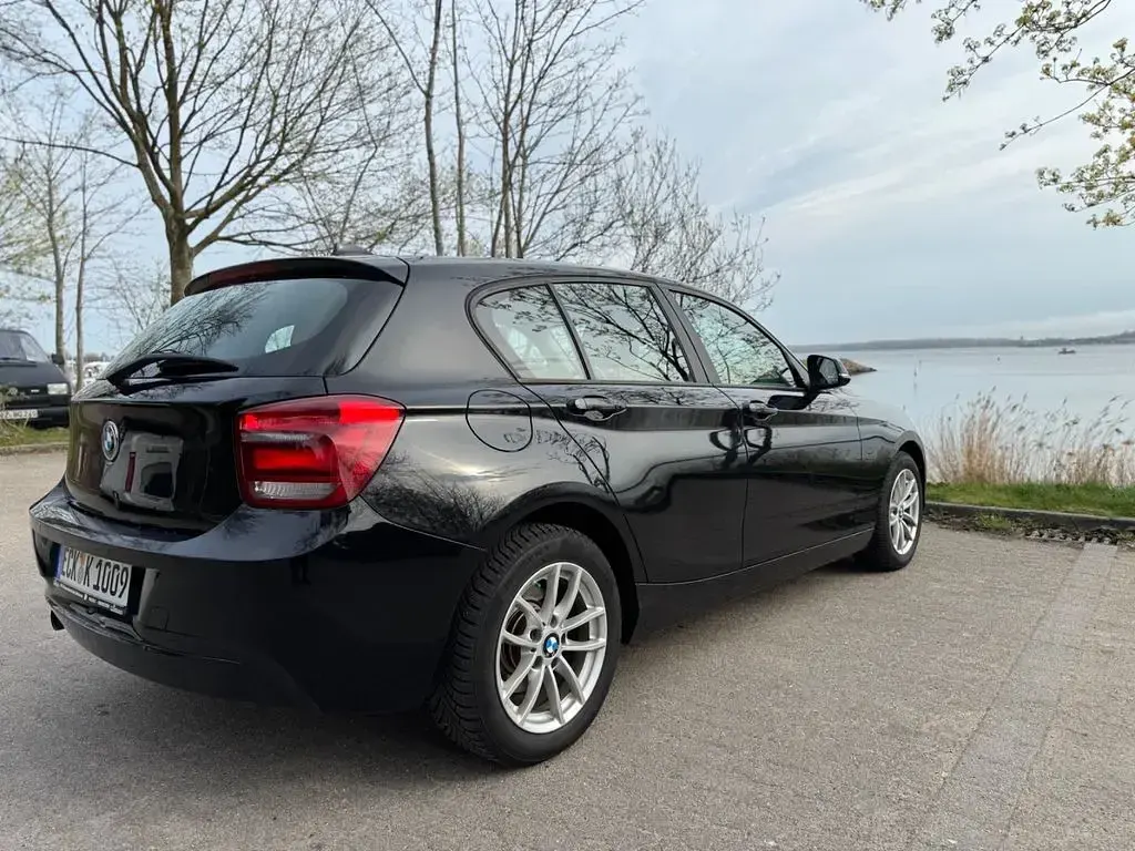 Second-hand BMW 114 102 CP (75 kW) 2014 Negru Hatchback
