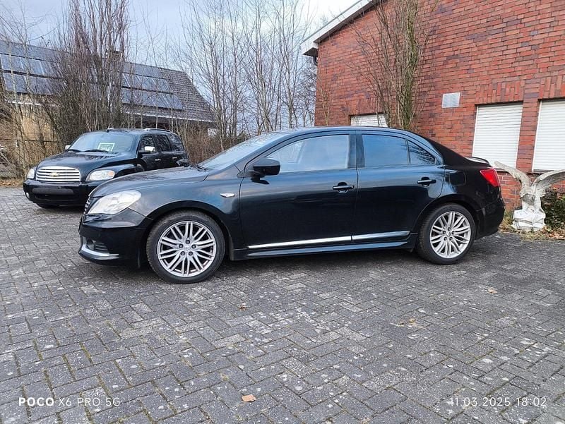 Gebraucht Suzuki Kizashi Sport 178 PS (130 kW) 2010 Schwarz Limousine