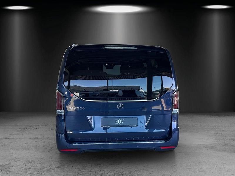Gebraucht Mercedes EQV300 150 kW (204 PS) 2024 Sodalithblau Limousine