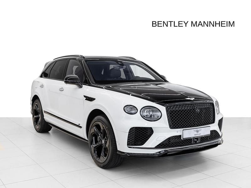 Gebraucht Bentley Bentayga Mulliner 549 PS (403 kW) 2024 Weiß (black crystal over ice) SUV