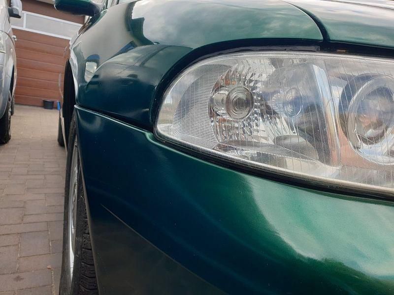 Second-hand Audi A4 102 CP (75 kW) 2000 Verde Berlinǎ