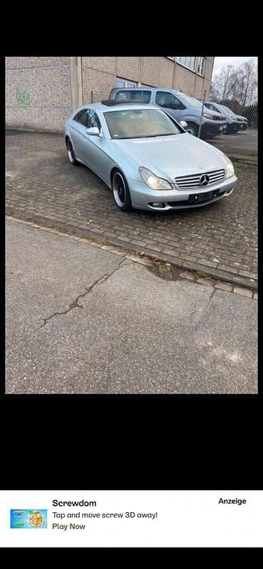Silber Gebraucht 2006 Mercedes CLS320 Limousine | 5.300 € (Fairer Preis) - Bild 1/4