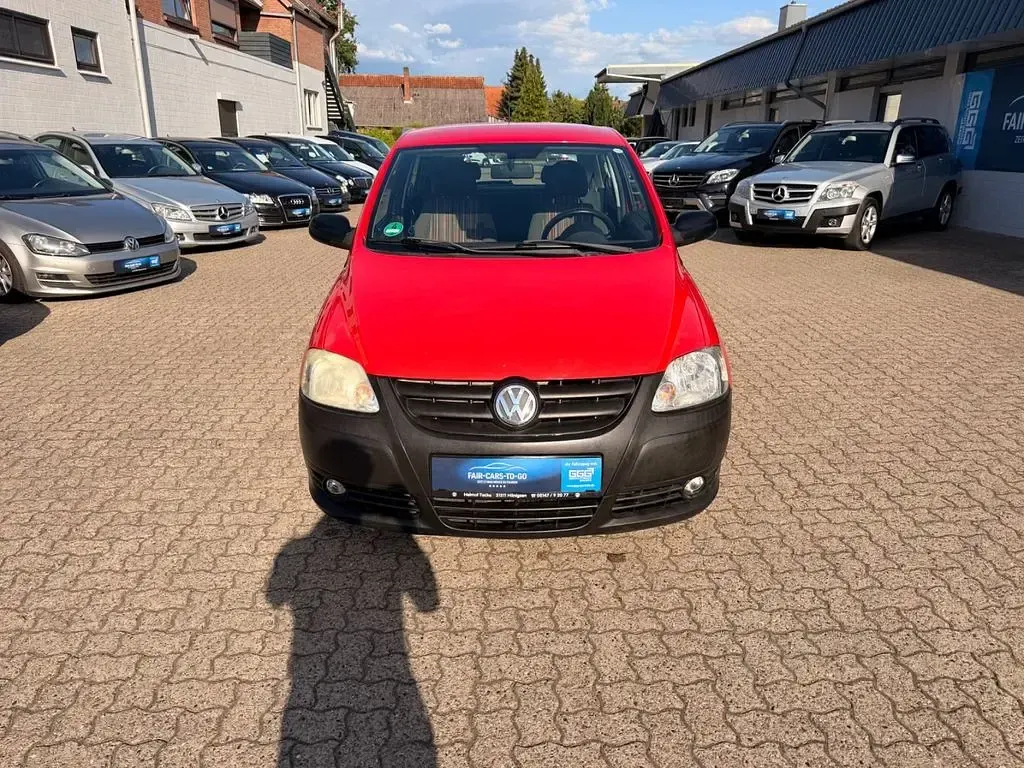 Gebraucht VW Fox 54 PS (39 kW) 2010 Rot Kleinwagen