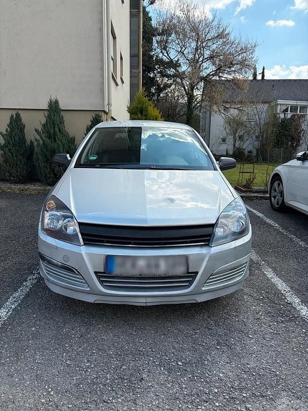Gebraucht Opel Astra 101 PS (74 kW) 2005 Silber Kleinwagen