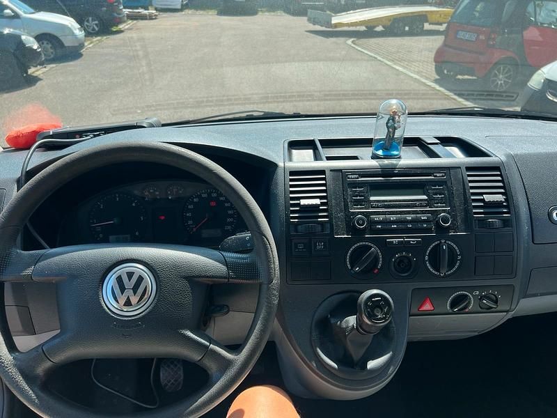 Rot Gebraucht 2006 VW T5 Van | 2.500 € - Bild 1/4
