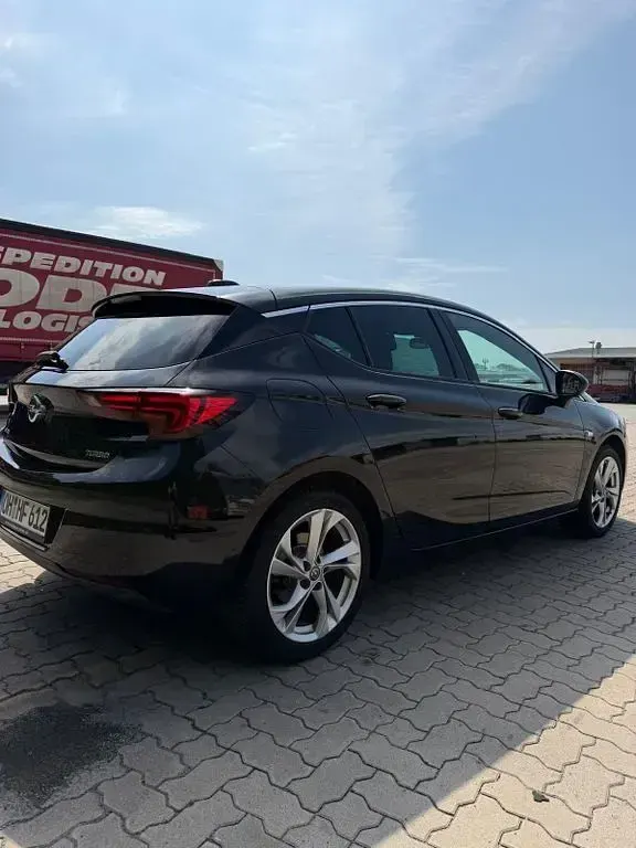 Gebraucht Opel Astra 150 PS (110 kW) 2016 Schwarz Limousine