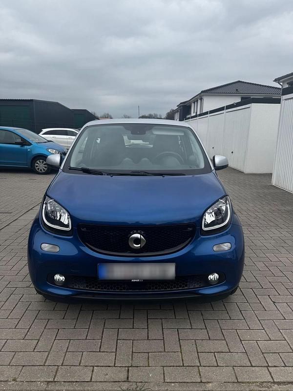 Second-hand Smart ForFour 90 CP (66 kW) 2018 Albastru Hatchback