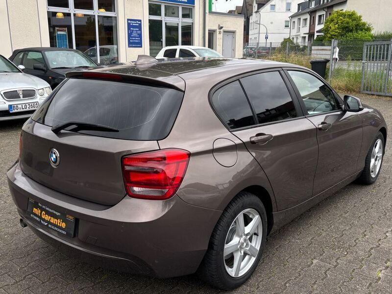 Gebraucht BMW 116 Advantage 116 PS (85 kW) 2013 Braun Kleinwagen
