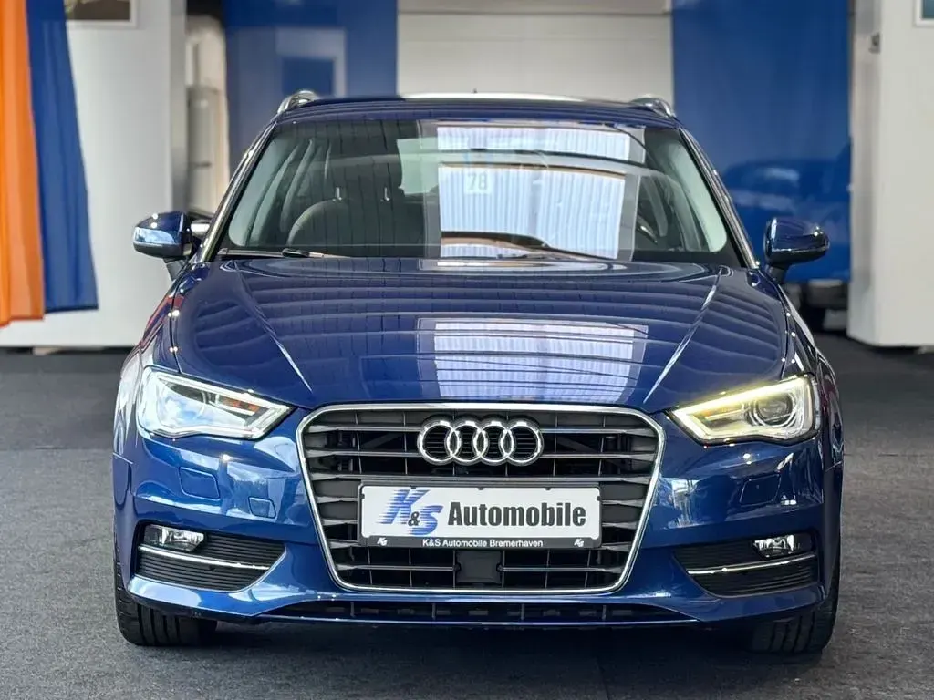 Gebraucht Audi A3 Ambiente 150 PS (110 kW) 2014 Blau Limousine