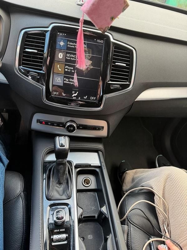 Second-hand Volvo XC90 190 CP (139 kW) 2019 Maro SUV