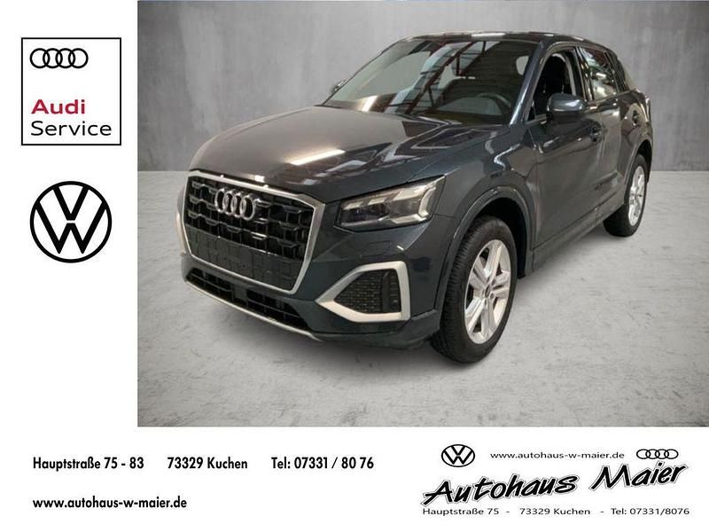 Grau Gebraucht 2023 Audi Q2 SUV | 24.875 € (Guter Preis) - Bild 1/4