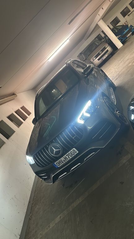 Grau Gebraucht 2019 Mercedes GLE400 AMG SUV | 58.400 € (Guter Preis) - Bild 1/4