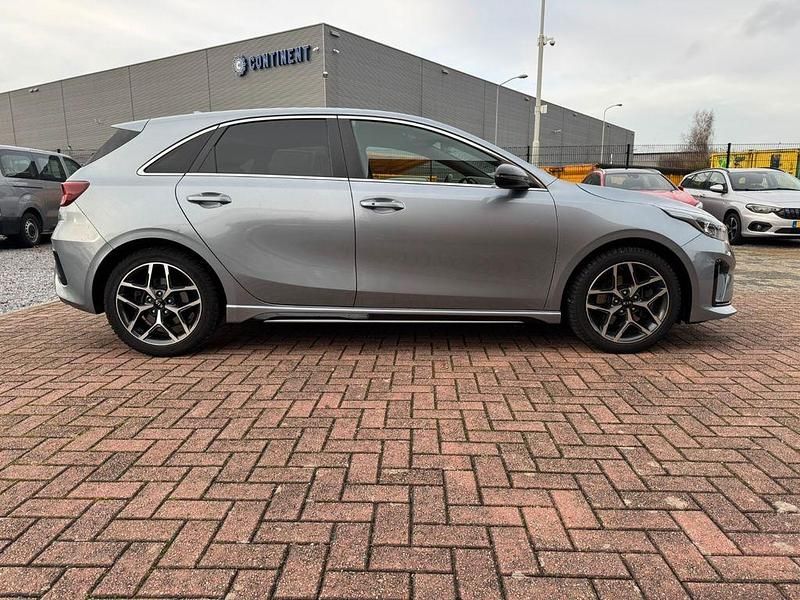 Gebraucht Kia Ceed GT-Line 120 PS (88 kW) 2021 Grau Kleinwagen