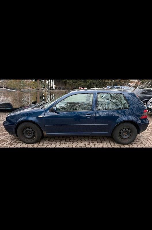 Gebraucht VW Golf IV 75 PS (55 kW) 2000 Blau Limousine
