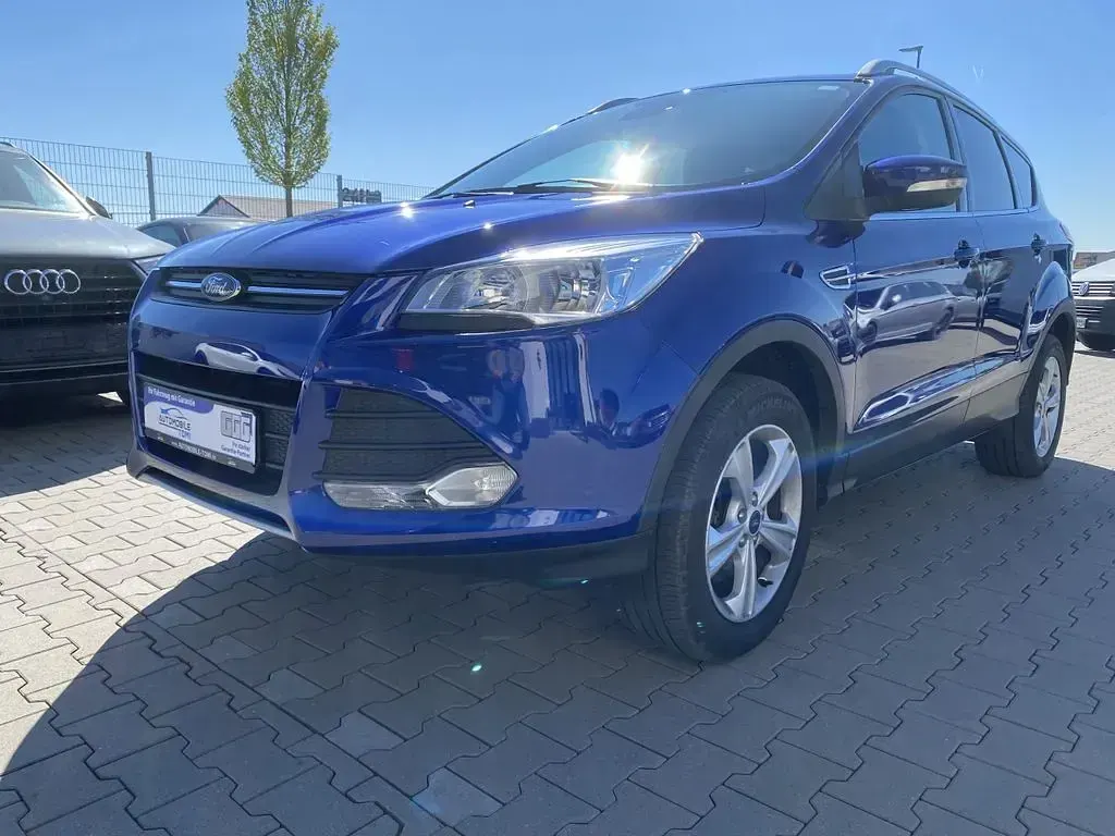 Second-hand Ford Kuga SYNC Edition 150 CP (110 kW) 2016 Albastru SUV