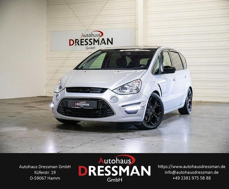Polarsilber metallic Gebraucht 2010 Ford S-MAX S Van / Kleinbus | 10.976 € (Etwas zu teuer) - Bild 1/4