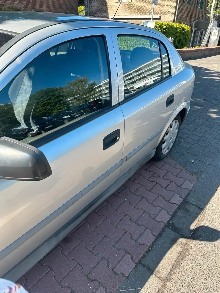 Gebraucht Opel Astra 101 PS (74 kW) 2001 Grau Limousine