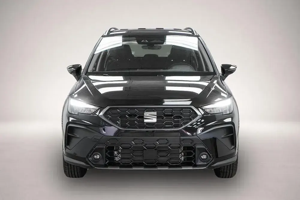 Neu Seat Arona Reference 95 PS (69 kW) 2026 Manufacturer SUV