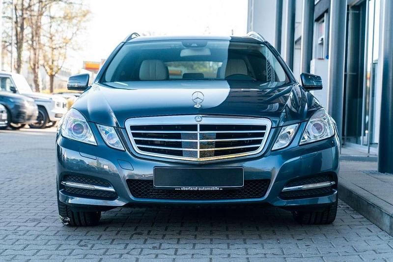 Usata Mercedes E350 231 CV (169 kW) 2010 Grigio Station wagon