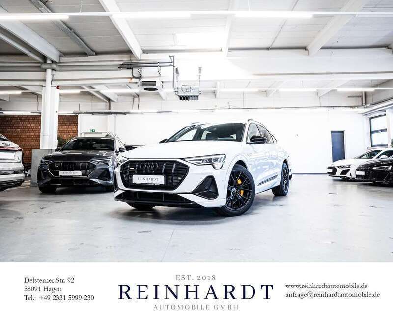 Gletscherweiß metallic Gebraucht 2022 Audi e-tron Sportback Black Edition SUV | 40.800 € - Bild 1/3