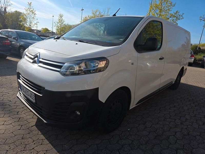 Second-hand Citroën Jumpy 122 CP (89 kW) 2018 Alb Monovolum