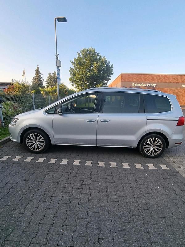 Gebraucht VW Sharan 140 PS (102 kW) 2012 Silber Van / Kleinbus