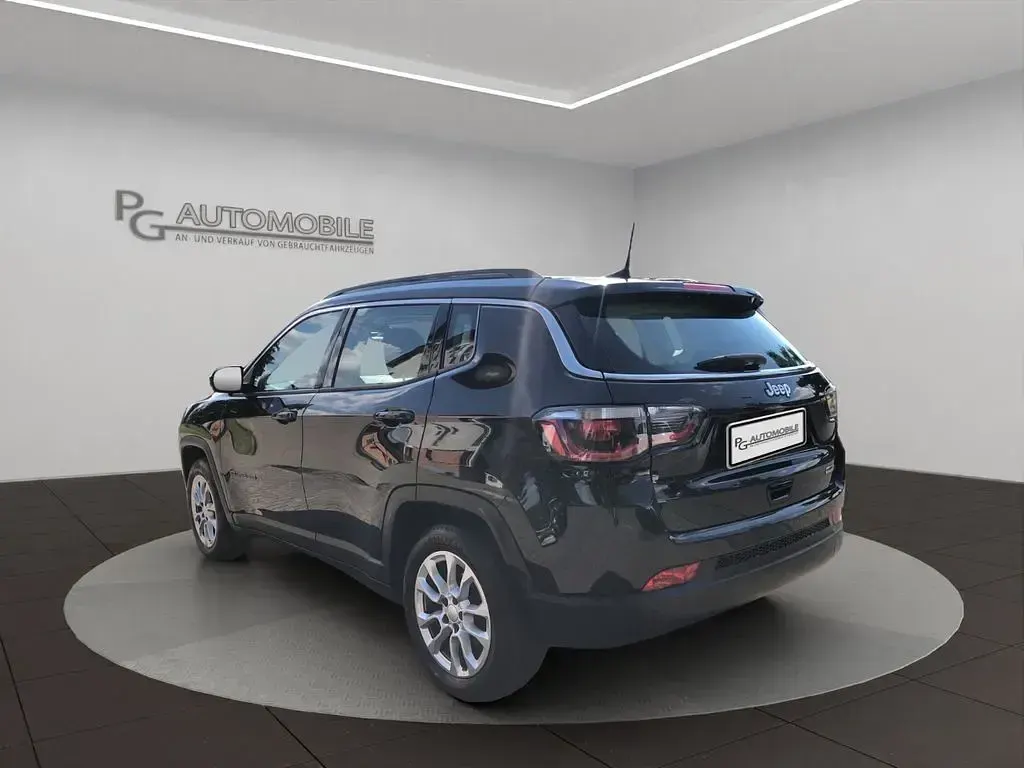 Gebraucht Jeep Compass Longitude 150 PS (110 kW) 2021 Schwarz SUV