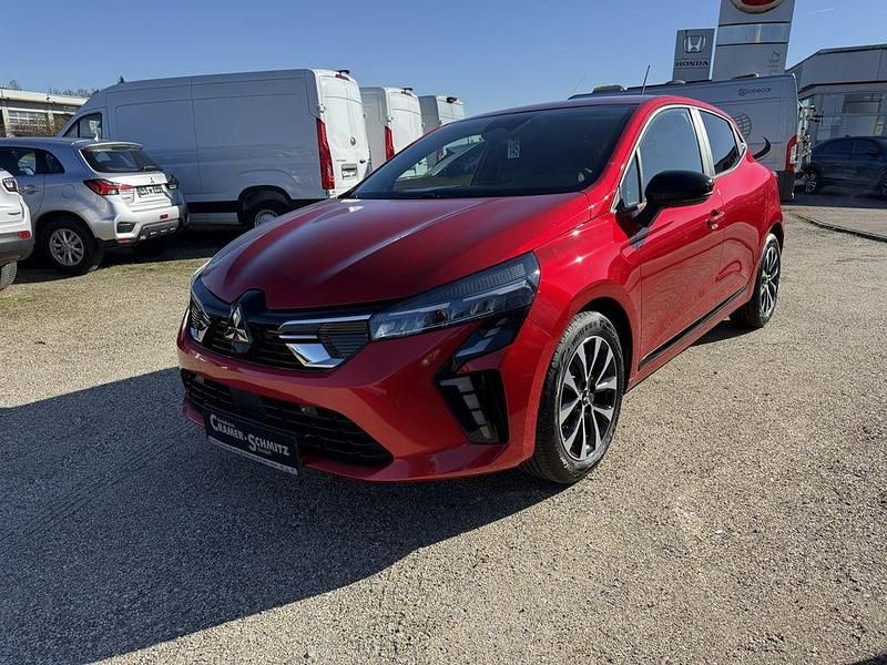 Neu Mitsubishi Colt Plus 67 PS (49 kW) 2025 Rot Limousine