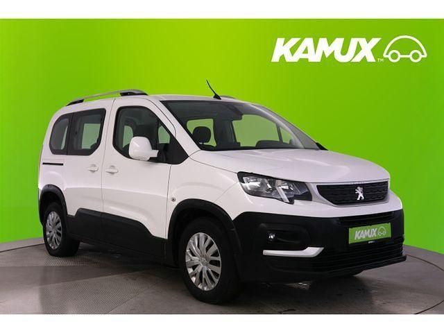 Weiss Gebraucht 2019 Peugeot Rifter Active Van / Kleinbus | 14.390 € (Guter Preis) - Bild 1/3