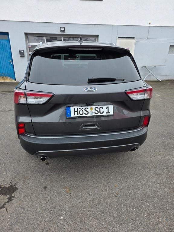 Gebraucht Ford Kuga Titanium 190 PS (139 kW) 2020 Grau SUV