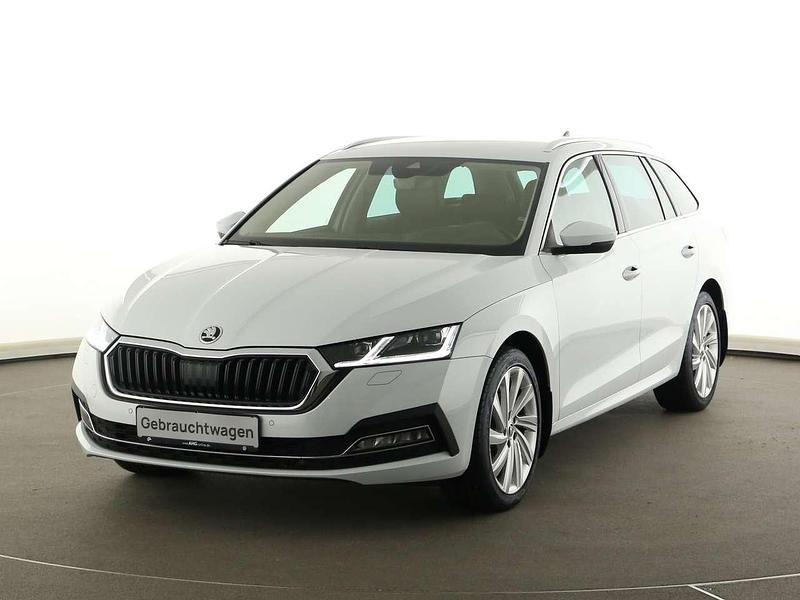 Gebraucht Skoda Octavia Style 116 PS (85 kW) 2023 Moonweiss metallic Kombi