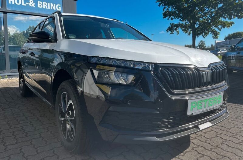 Schwarz Neu 2024 Skoda Kamiq Ambition SUV | 23.990 € (Fairer Preis) - Bild 1/4